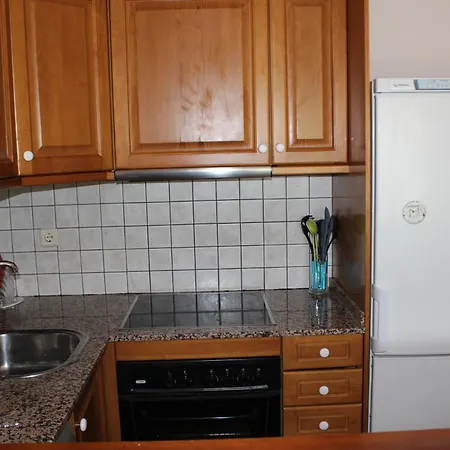 Triplex En Edificio Erta * 플라 데 레르미타